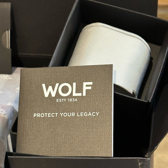 NIB Wolf American Flag Single Watch Winder - Picture 11 of 15